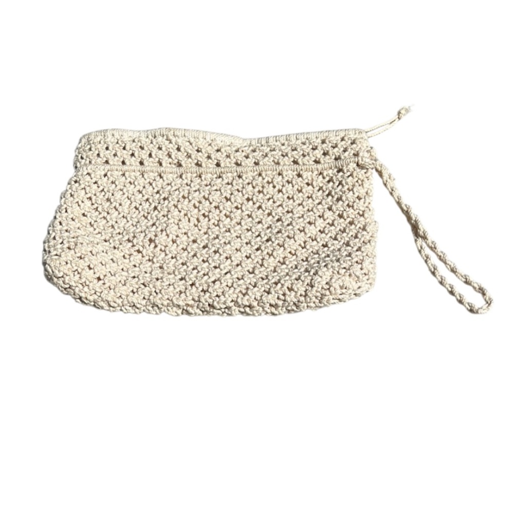 MCI Cream Crochet Clutch with Bead Detail Zipper Closure EUC (measurement pics) - Picture 2 of 10